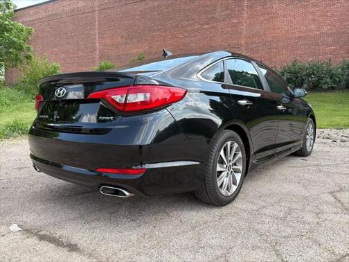 2016 Hyundai SONATA Sport
