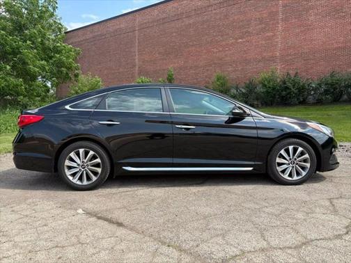 2016 Hyundai SONATA Sport