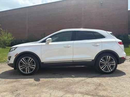 2015 Lincoln MKC Base