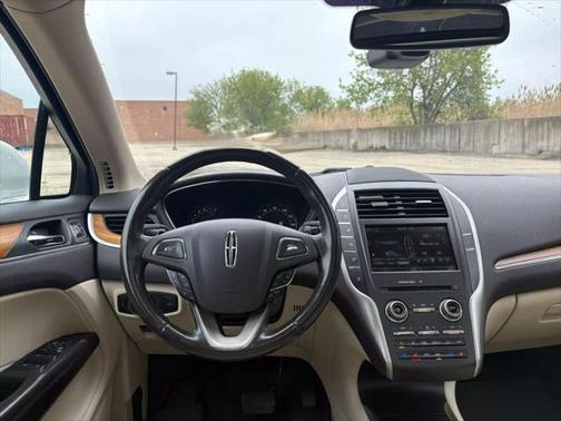 2015 Lincoln MKC Base