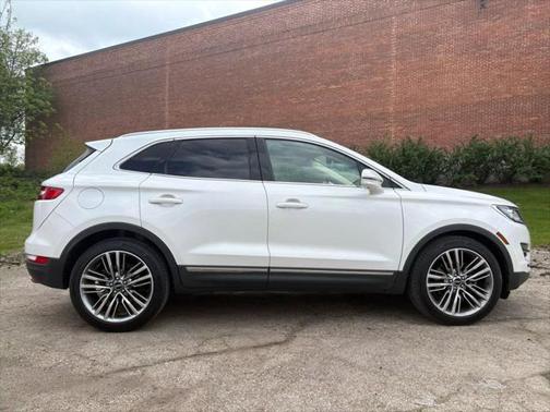 2015 Lincoln MKC Base