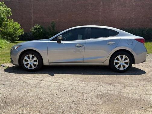 2016 Mazda Mazda3 i Sport