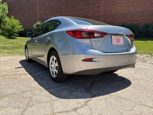 2016 Mazda Mazda3 i Sport