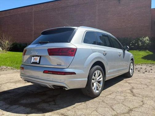 2017 Audi Q7 3.0T Premium