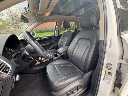 2012 Audi Q5 2.0T Premium Plus