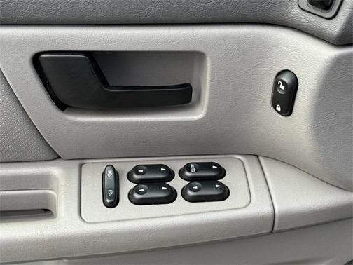 2005 Ford Taurus SE