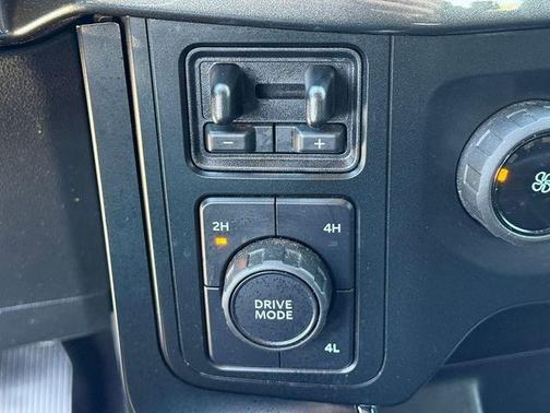 Oxford White 2023 Ford F-150 XL