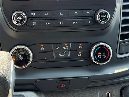 2025 Ford Transit-250 CB
