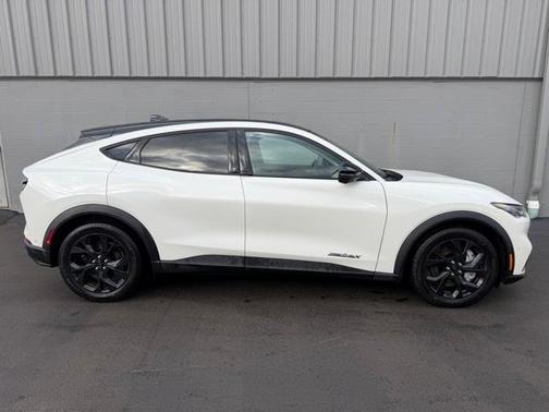 2024 Ford Mustang Mach-E Select