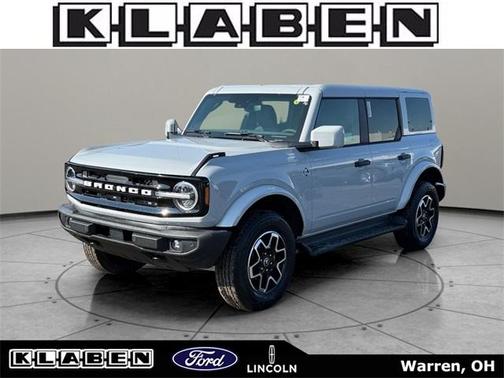 2026 Ford Bronco Outer Banks