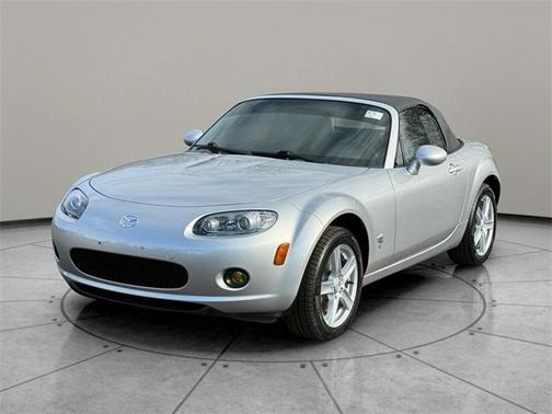 2006 Mazda MX-5 Miata 