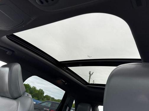 Silver Radiance Metallic 2023 Lincoln Nautilus Reserve