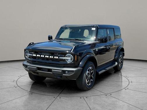 Shadow Black 2026 Ford Bronco Outer Banks