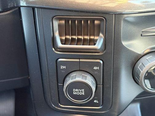 Agate Black Metallic 2026 Ford F-150 STX
