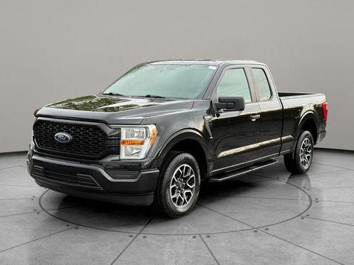 Agate Black Metallic 2022 Ford F-150 XL