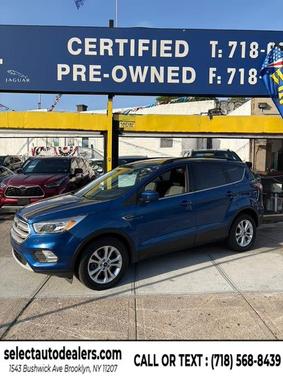 Blue 2018 Ford Escape SE