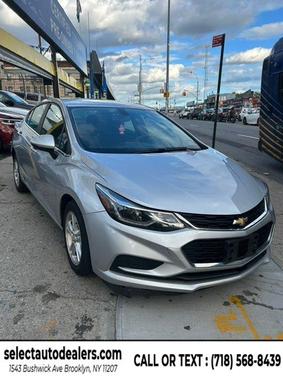 Gray 2017 Chevrolet Cruze LT