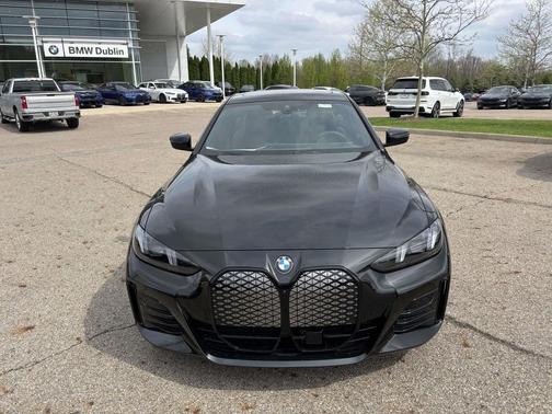 Black Sapphire Metallic 2026 BMW i4 Gran Coupe xDrive40
