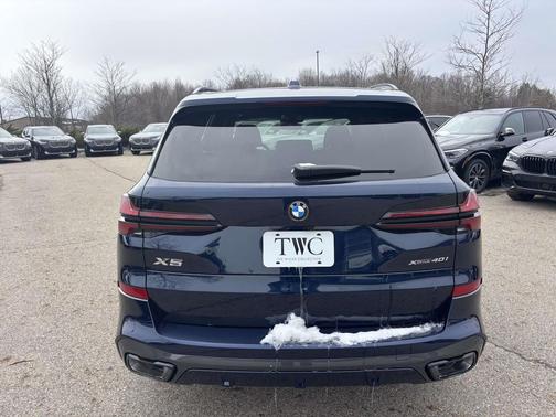 Tanzanite Blue II Metallic 2026 BMW X5 xDrive40i