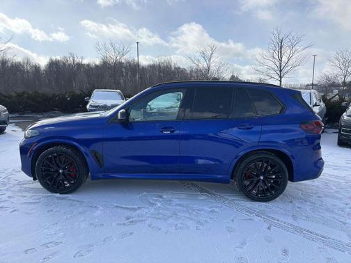 2026 BMW X5 M60i