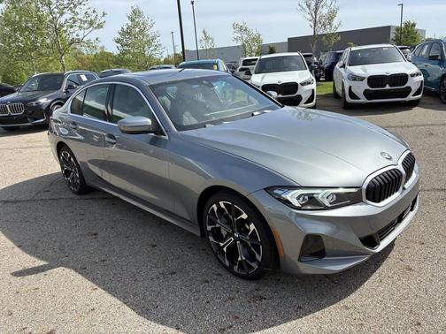 Skyscraper Grey Metallic 2025 BMW 330 xDrive