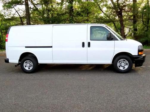2018 Chevrolet Express 3500 3500 Cargo Extended