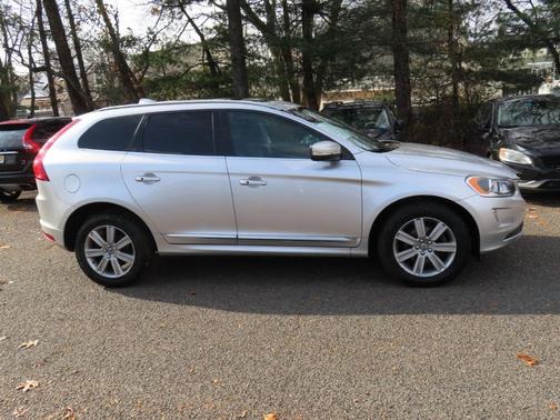 2016 Volvo XC60 T6 Drive-E