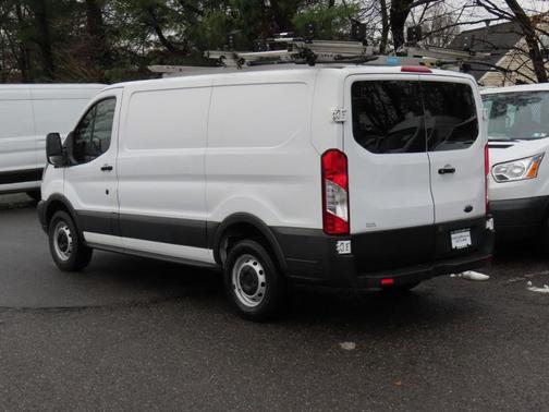 2018 Ford Transit-250 Base
