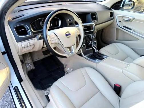 2015 Volvo S60 T5 Premier
