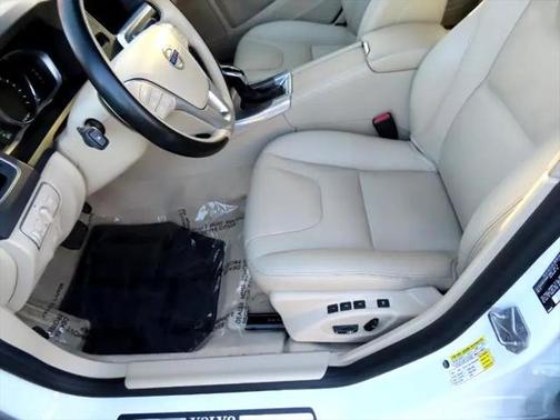 2015 Volvo S60 T5 Premier