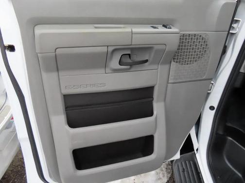2014 Ford E250 Cargo