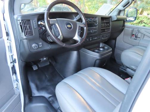 2019 Chevrolet Express 3500 3500 Cargo