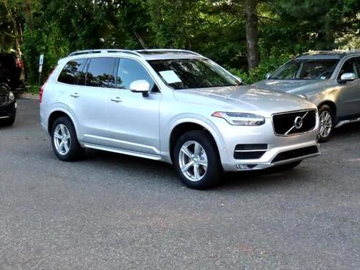 2018 Volvo XC90 T5 Momentum