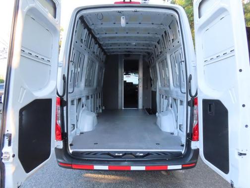 2020 Mercedes-Benz Sprinter 2500 High Roof