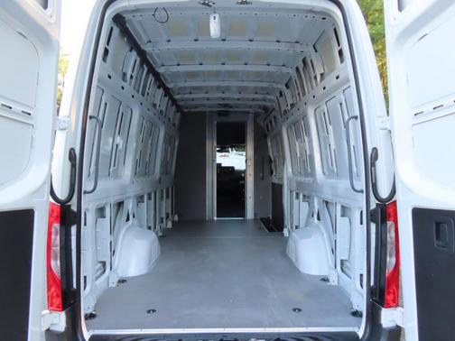 2020 Mercedes-Benz Sprinter 2500 High Roof