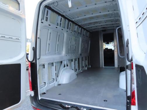 2020 Mercedes-Benz Sprinter 2500 High Roof