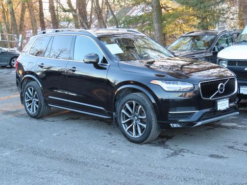 2019 Volvo XC90 T5 Momentum