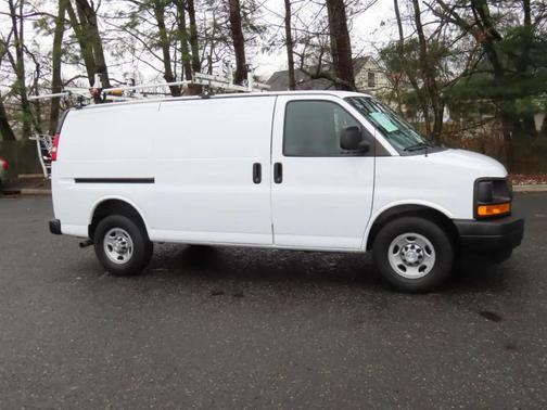 White 2017 Chevrolet Express 2500 Work Van