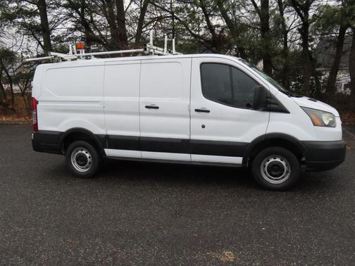 2015 Ford Transit-250 Base