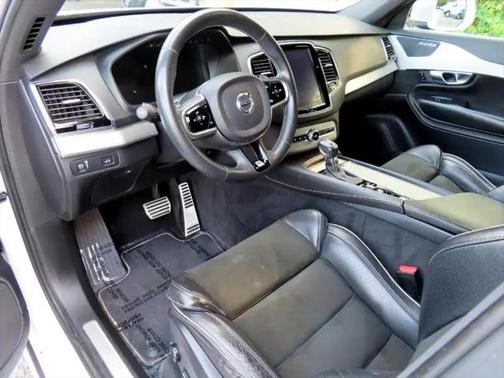 2016 Volvo XC90 T6 R-Design