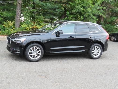 2019 Volvo XC60 T5 Momentum