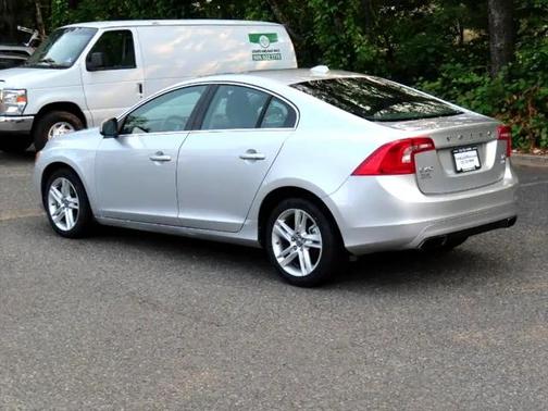 2015 Volvo S60 T5 Premier