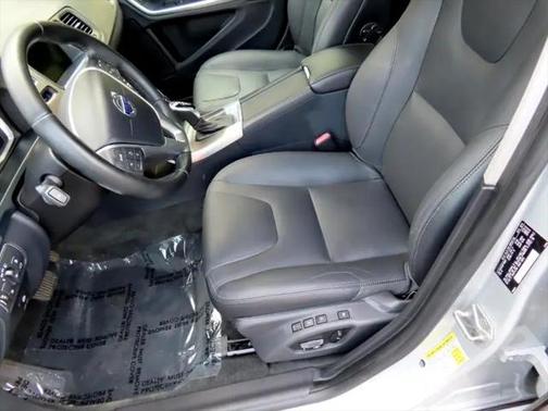 2015 Volvo S60 T5 Premier