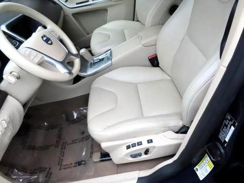 2012 Volvo XC60 3.2