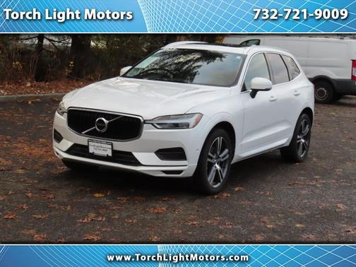 2018 Volvo XC60 T5 Momentum