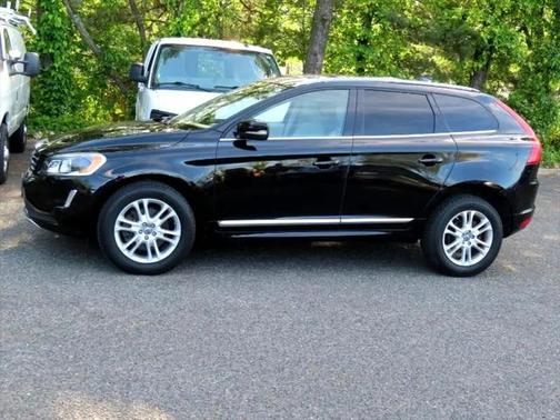 2015 Volvo XC60 T5 Platinum