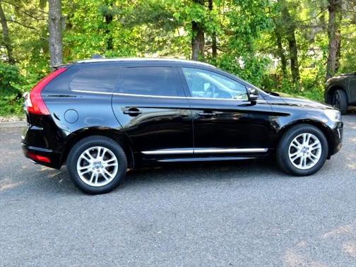 2015 Volvo XC60 T5 Platinum