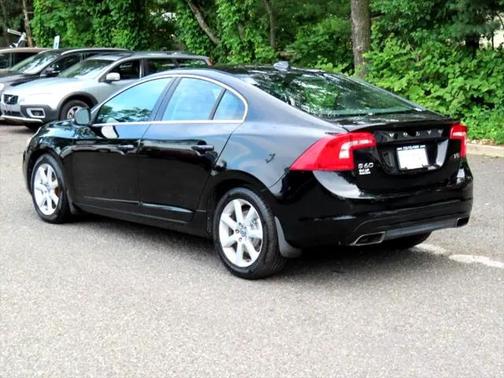 2016 Volvo S60 T5 Drive-E Premier