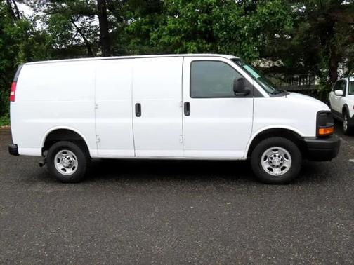 2016 Chevrolet Express 2500 Work Van