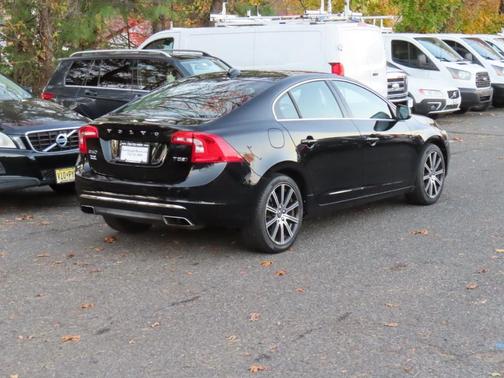 2017 Volvo S60 Inscription T5